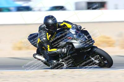 media/Jan-08-2022-SoCal Trackdays (Sat) [[1ec2777125]]/Turn 15 Inside (950am)/